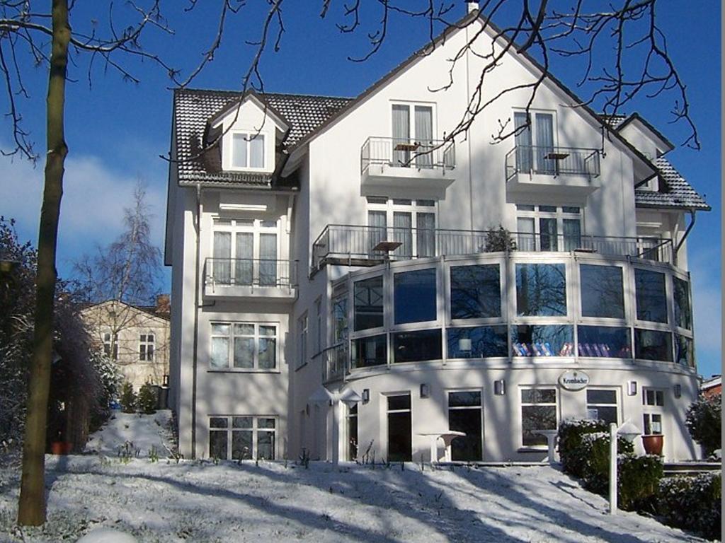 Hotel Lauterbach Auf Rügen Exterior foto